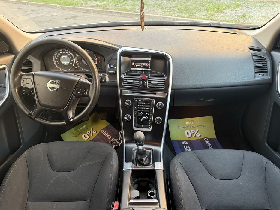 Volvo Xc60•2013•2.4Diesel•Xenon•Rate direct la parc•FinantareVariante