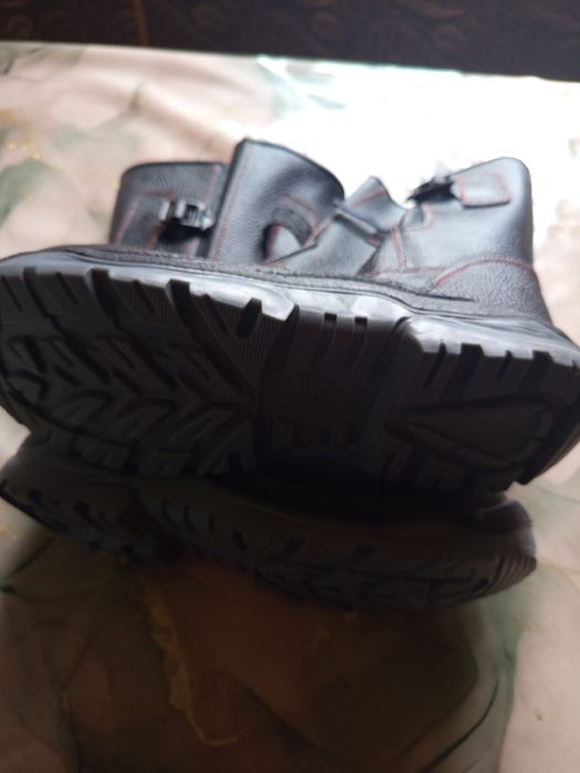 Продам новые кирзовые сапоги