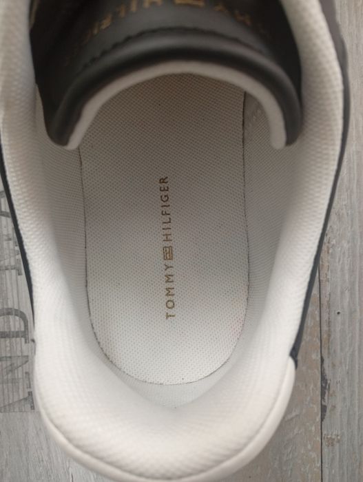 Дамски маратонки Tommy Hilfiger НОВИ!