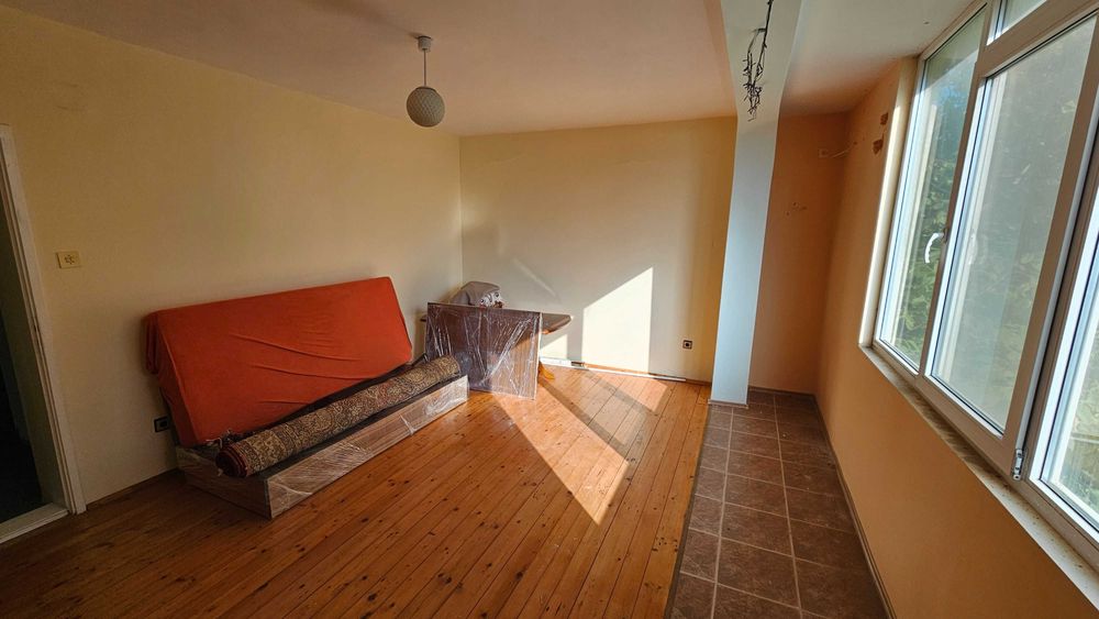 Продава се Тристаен апартамент в Разград, Абритус - 79 кв.м за 1285 €/кв.м - Снимка #3