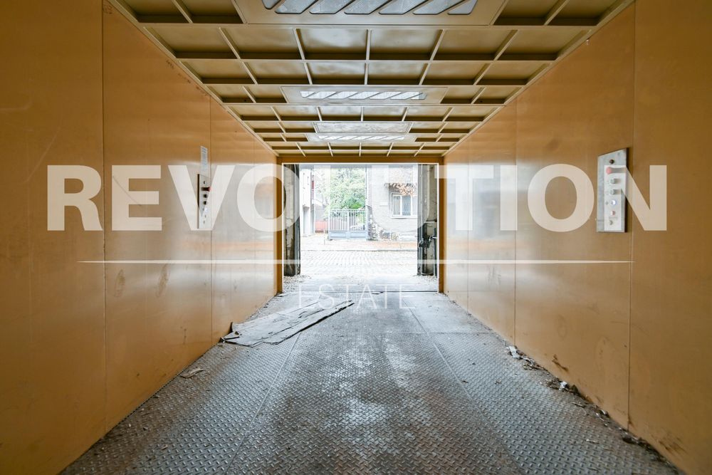 Дава се под наем Гараж / Паркомясто в София, Център - 27 кв.м за 175 € - Снимка #5