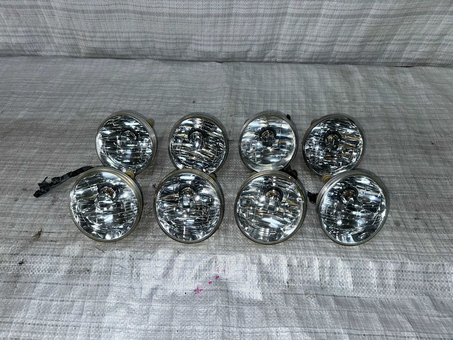 Противотуманные фары Toyota Alphard дорестайл оригинал