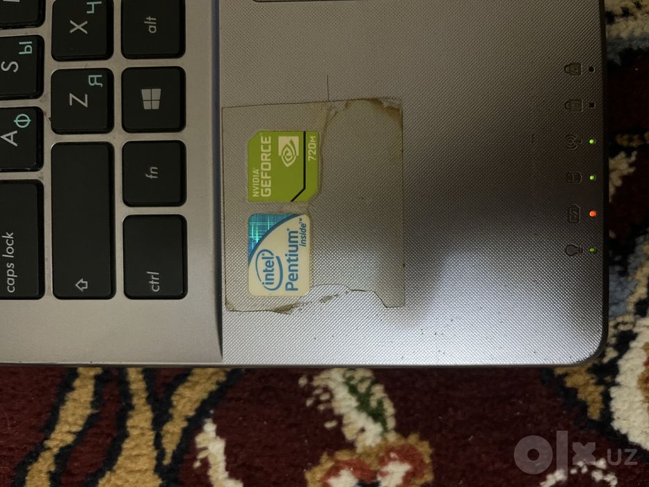 Noutbuk ASUS X550C (Intel / NVIDIA GeForce / Hujjat va o'qish uchun)