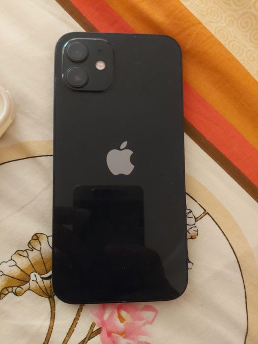 iPhone 12 black 64gb