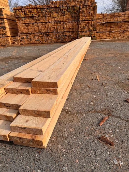 Лес пиломатериал балка рейка брус