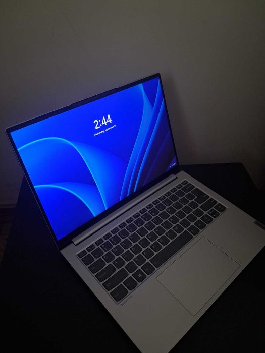 Laptop Lenovo Yoga Slim 7 Pro, Ryzen 5 5600h, 16GB, 1TB SSD