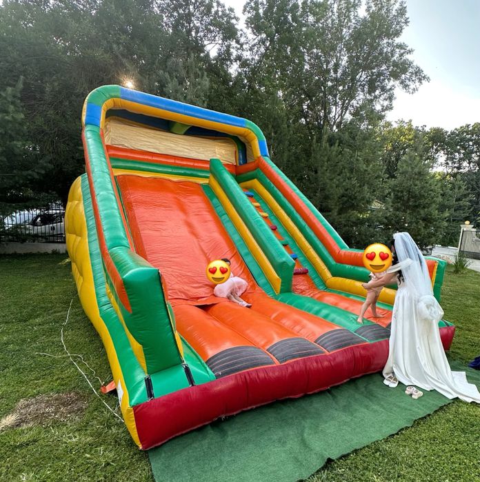 Locuri de joaca, tobogane gonflabile, zile onomastice copii