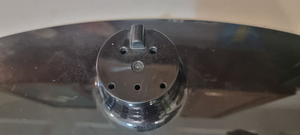 Подставка под телевизор