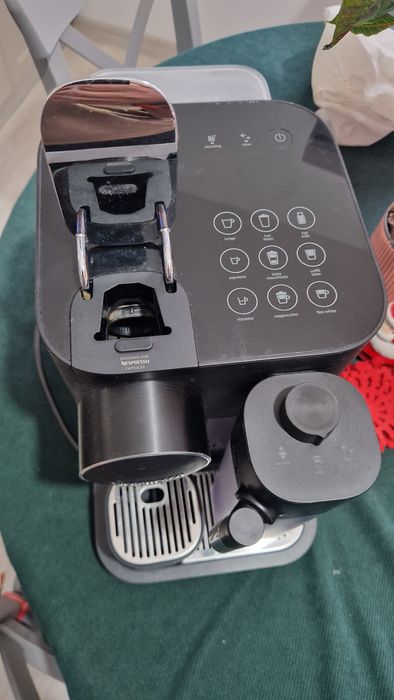 Nespresso DeLonghi Lattisima Gran Elegance Negru