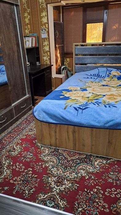 Продаётся 2 х комнатная квартира.  2 хонали уй сотилади