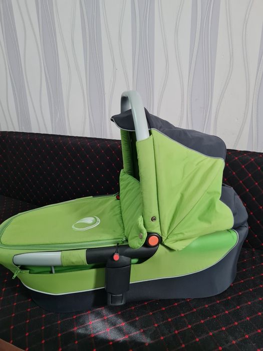 Продам детскую коляску