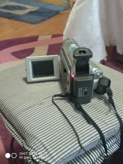 Cameră video de filmat