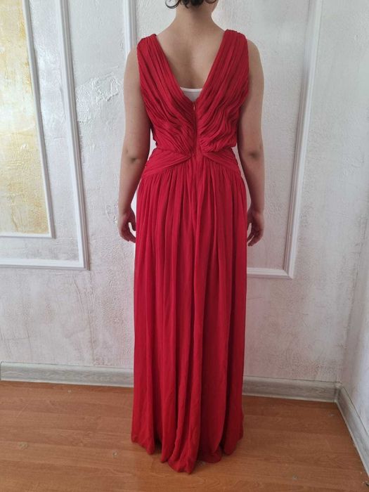 Продам платье  красное  вечернее