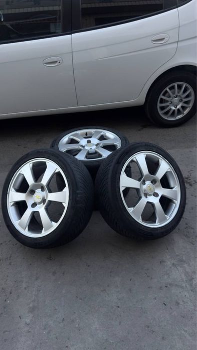 R 17 diska sotladi
