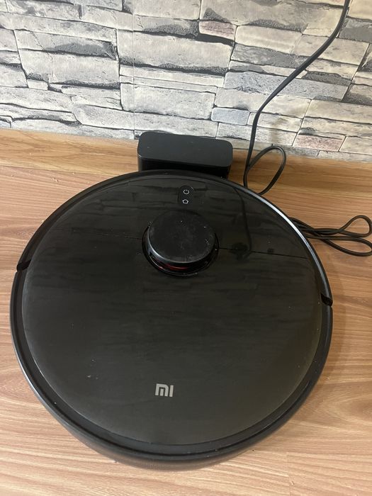 Робот пылесос mi robot
