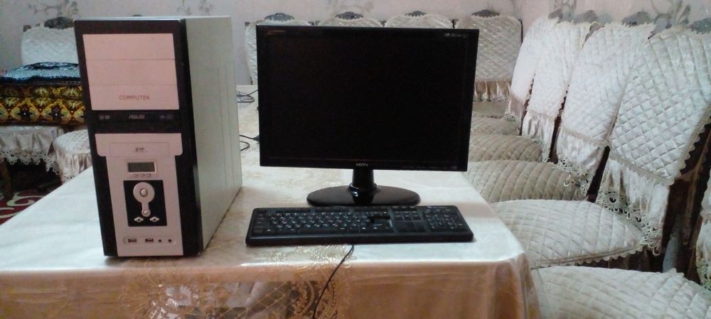 Продам кампютр в рабочемсостоянии