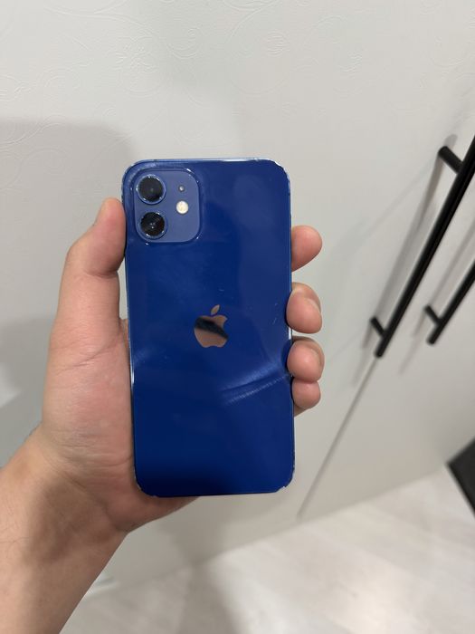 Продам айфон 12 не разбитый