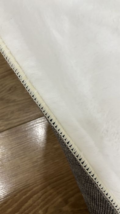 Ковер белый белоснежный