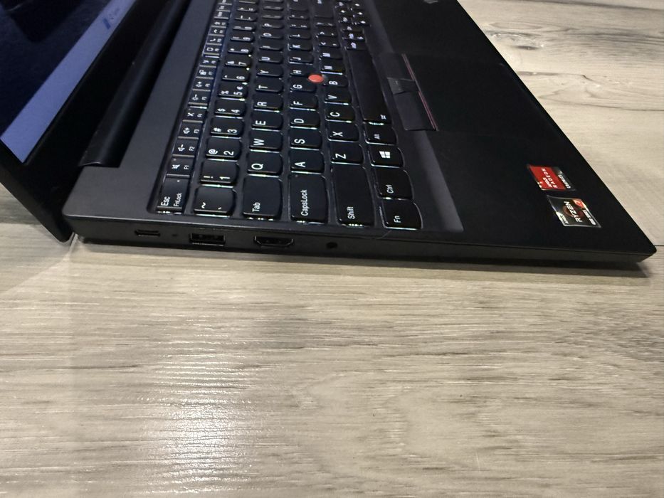 Lenovo ThinkPad E15 Ryzen 7 4700U/16гб/512гб м.2 nvme/подсветка