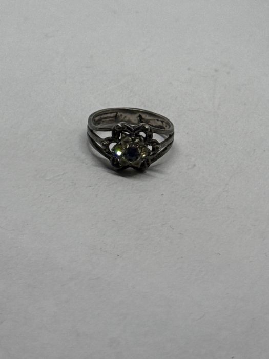 сребърен дамски пръстен 2.28гр 925