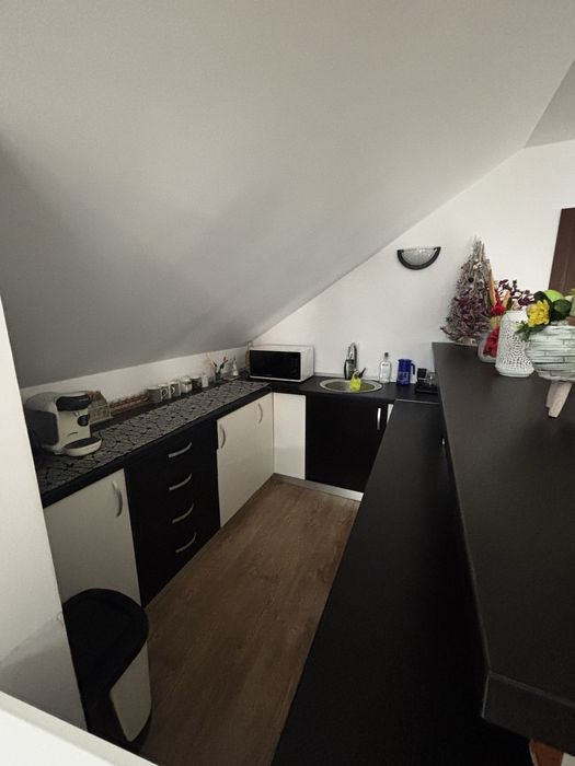 Camere frumoase de închiriat  !