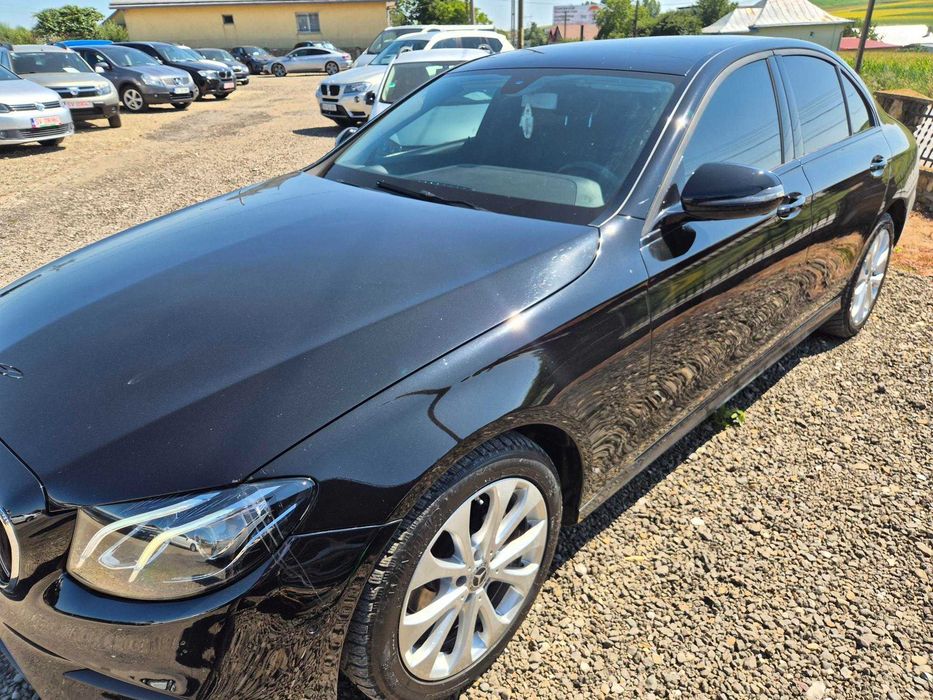 Mercedes Benz E220D an 2016
