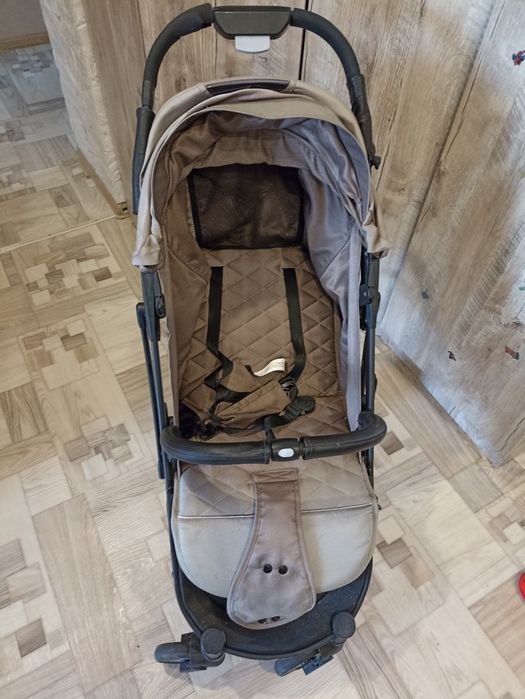 Коляска детская прогулочная