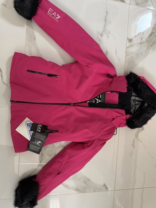 дамско ски яке Emporio Armani EA7 зимно яке за ски