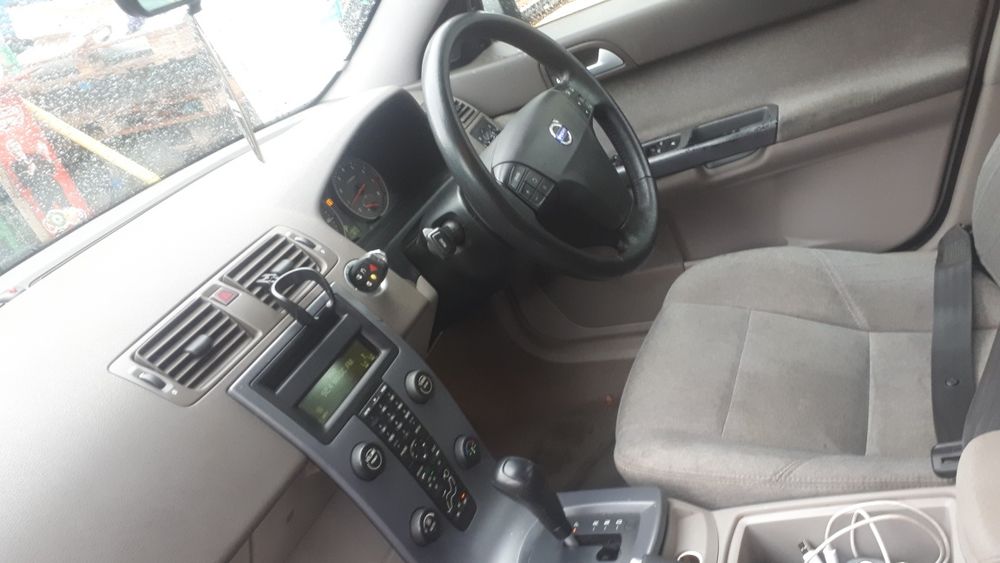 Volvo s40  на части