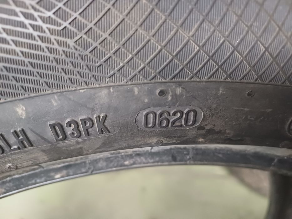 Гуми 255/50/19 Континентал