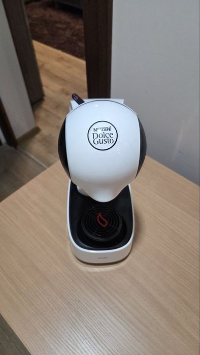 Кафемашина с капсули Nescafe Dolce Gusto