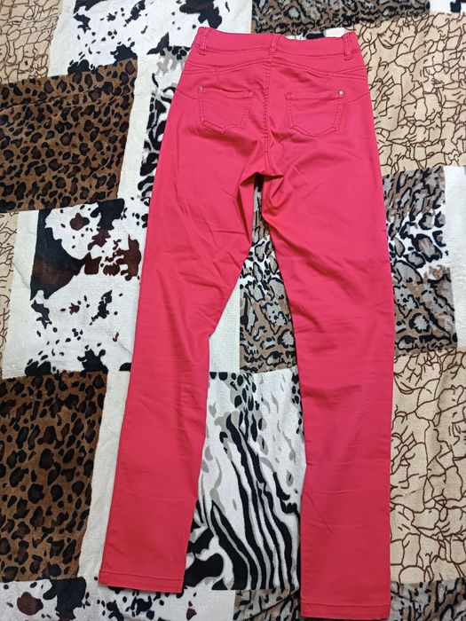 Джинсы женские 40-42 р.