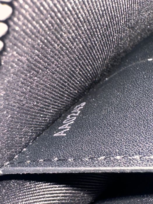 Borseta Louis Vuitton pouch Pochette Voyage MM