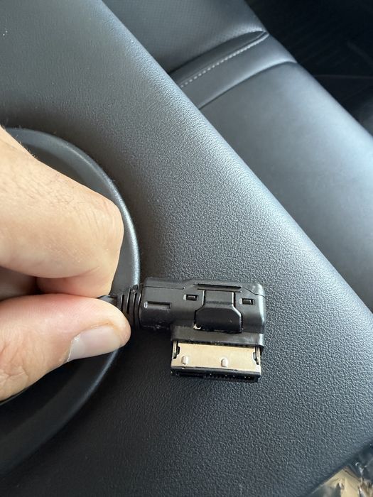 Штатный Блютуз на ауди адаптер Audi Bluetooth