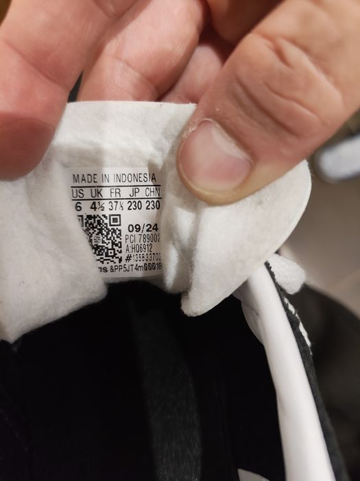 Adidas Обувки / Адидас 37.5