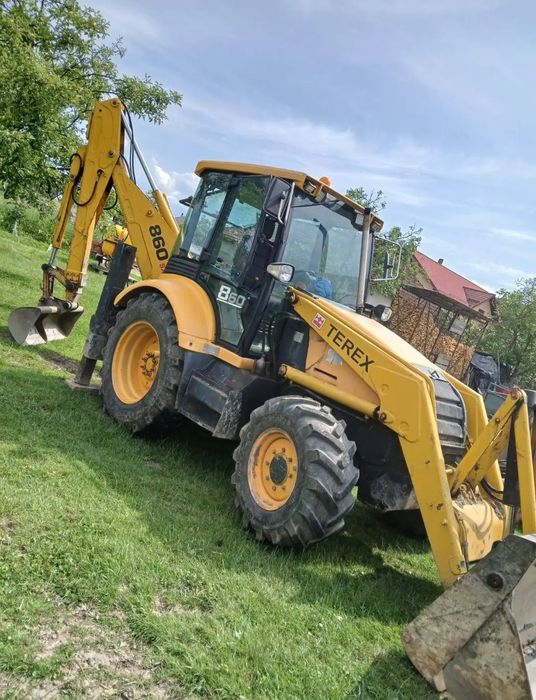 Buldoexcavator Terex 4x4
