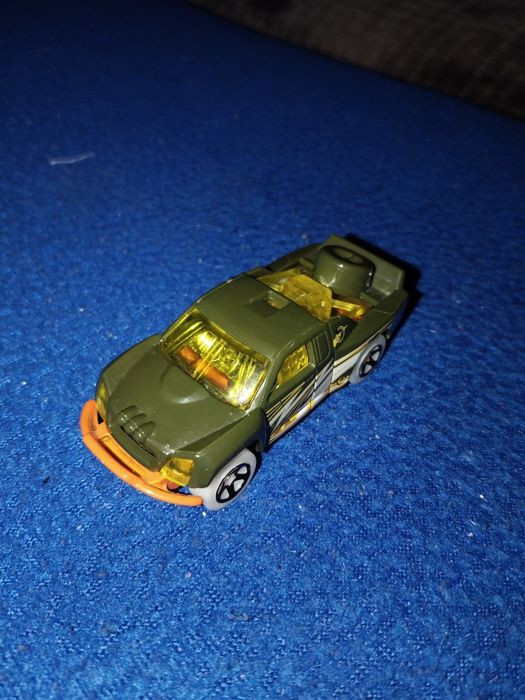 Hot wheels TH...