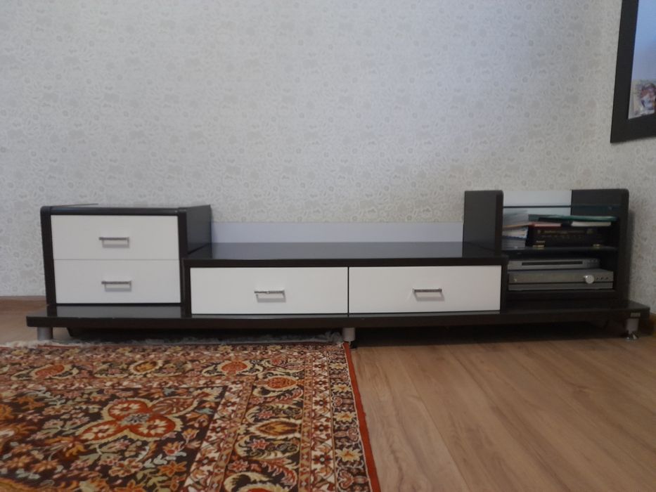 Тумба под телевизор