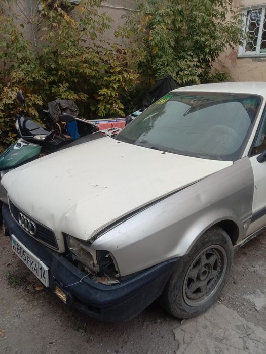 Продам Ауди 80 б4