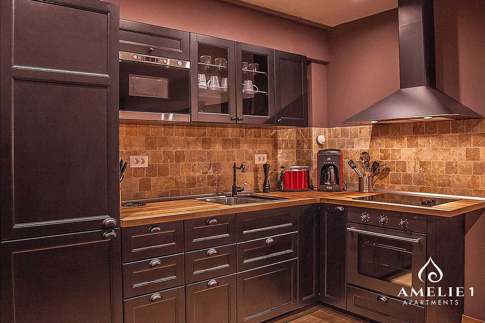 Inchiriere 2 camere Mamaia Centru, renovat/terasa/parcare/min.12 luni