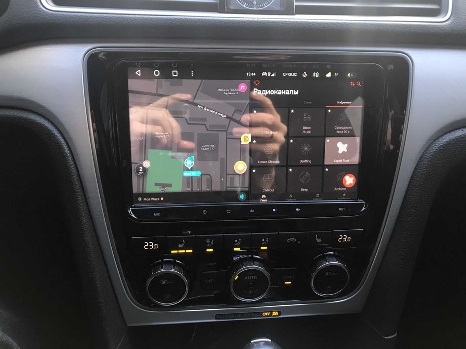 Navigatie Skoda Octavia 2 Superb Rapid Seat Leon VW Polo 4GB Garantie