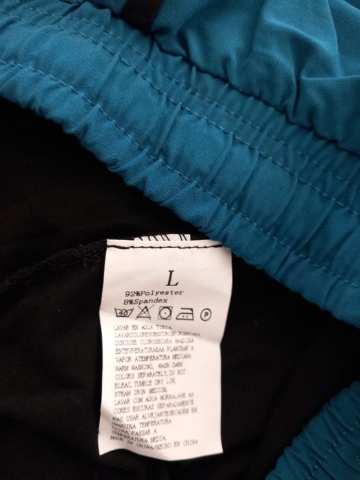 Pantalon scurt Fitness 2 în 1