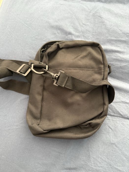 Geanta  crossbody Tenth