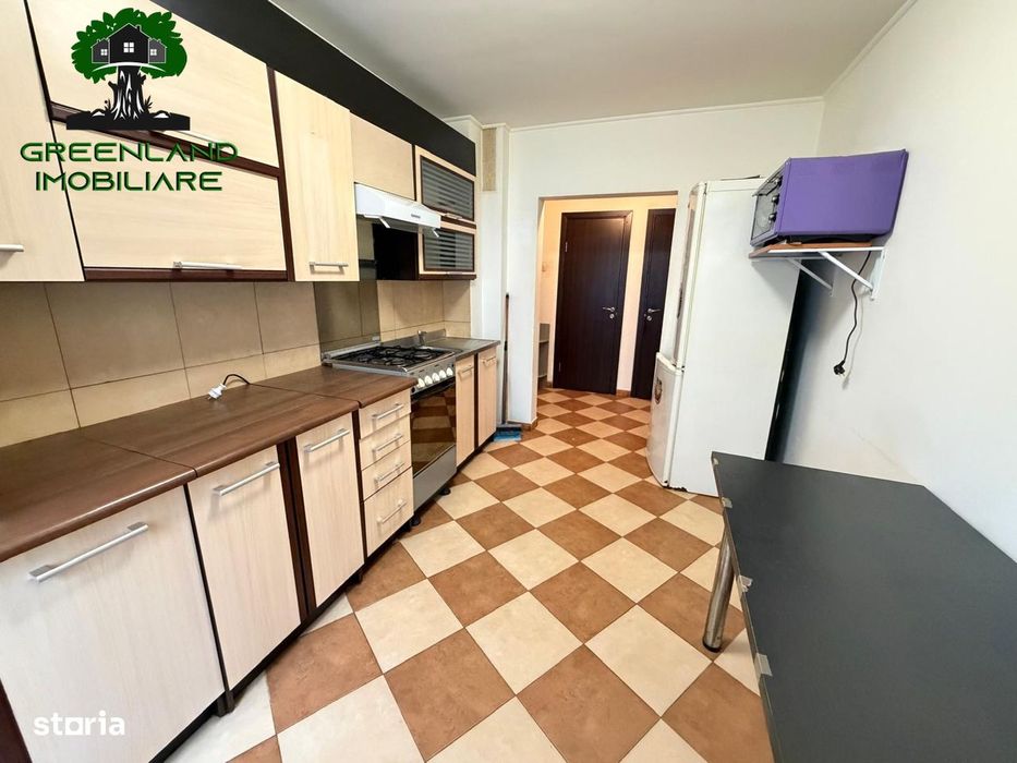 Apartament 4 camere, DECOMANDAT, ETAJ 1, bloc 1980, Gradinari
