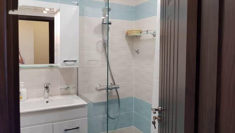 Дава се под наем Тристаен апартамент в Варна, Лятно кино Тракия - 117 кв.м за 900 € - Снимка #9