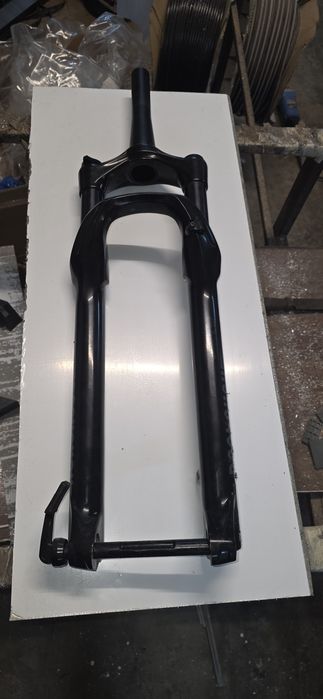 Вилка rockshox Judy silver 29