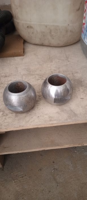 Продам шары на столбы