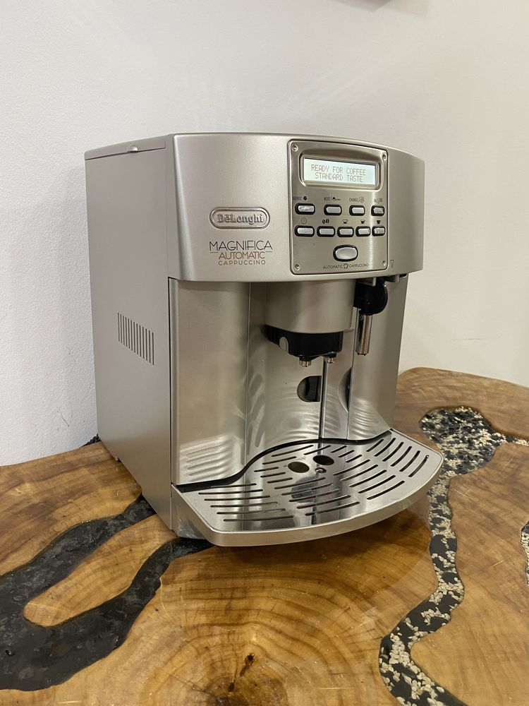 Expresor espressor delonghi magnifica Pitesti OLX.ro