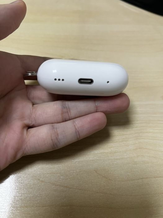 Airpods pro 2 gen (type-C)