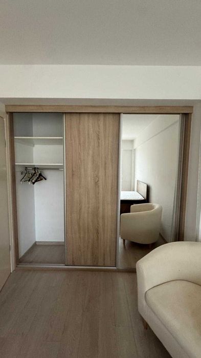 Inchiriez apartament cu 2 camare